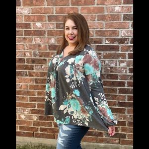 Long sleeve floral - 1X